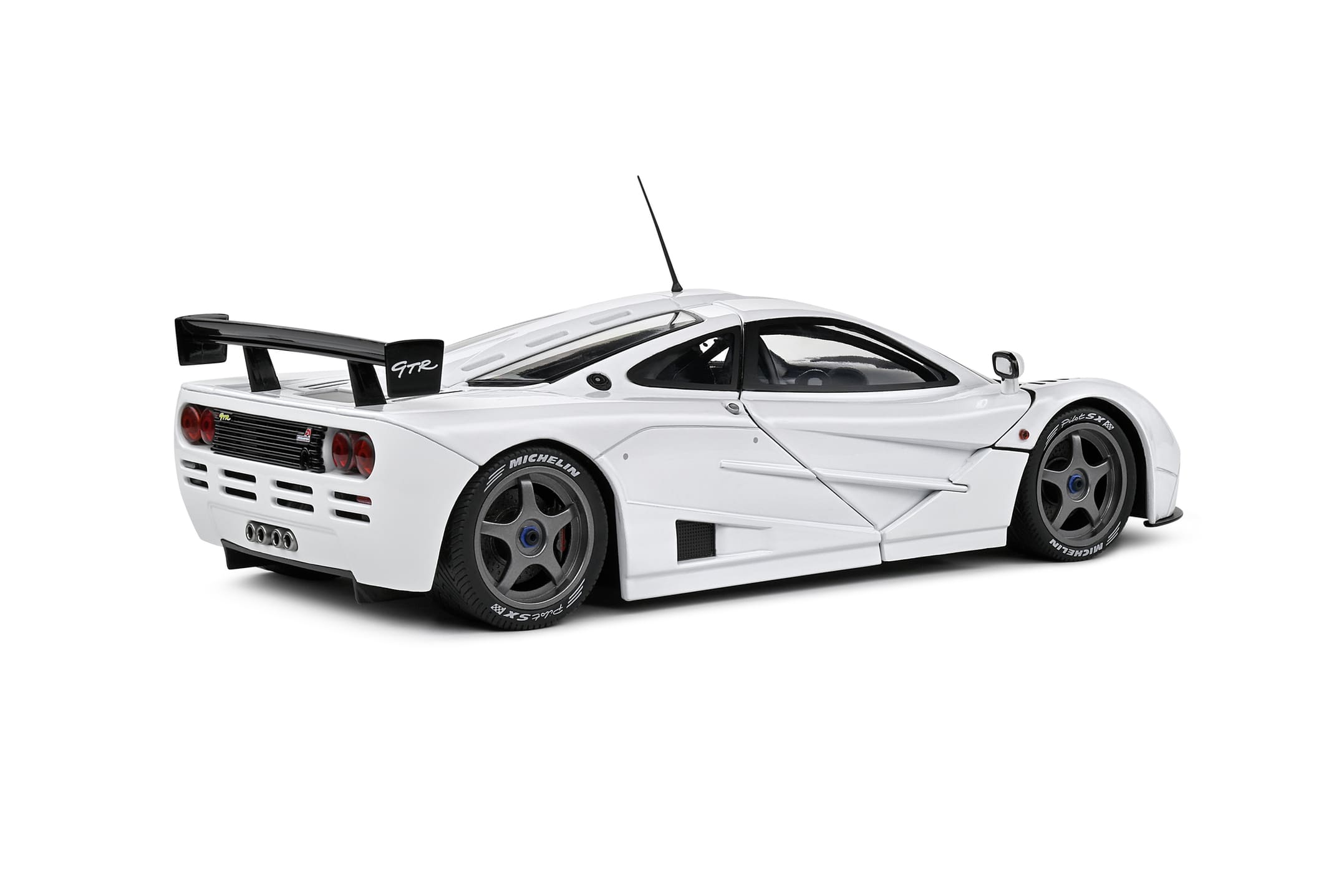 Solido 1_18 McLaren F1 GTR 1996 Modellauto - Detailgetreu_ weisse Nachbildung