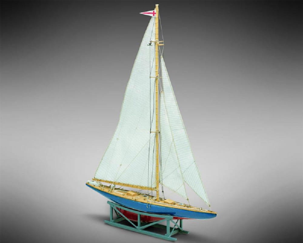 Mini Mamoli Schiff Endeavour II 1:193 Holz Bausatz
