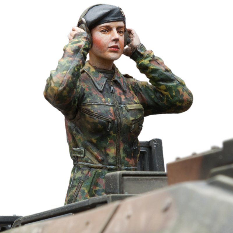 Torro RC 1_16 Figurenbausatz Bundeswehr Panzerkommandantin - RC-Zubehoer