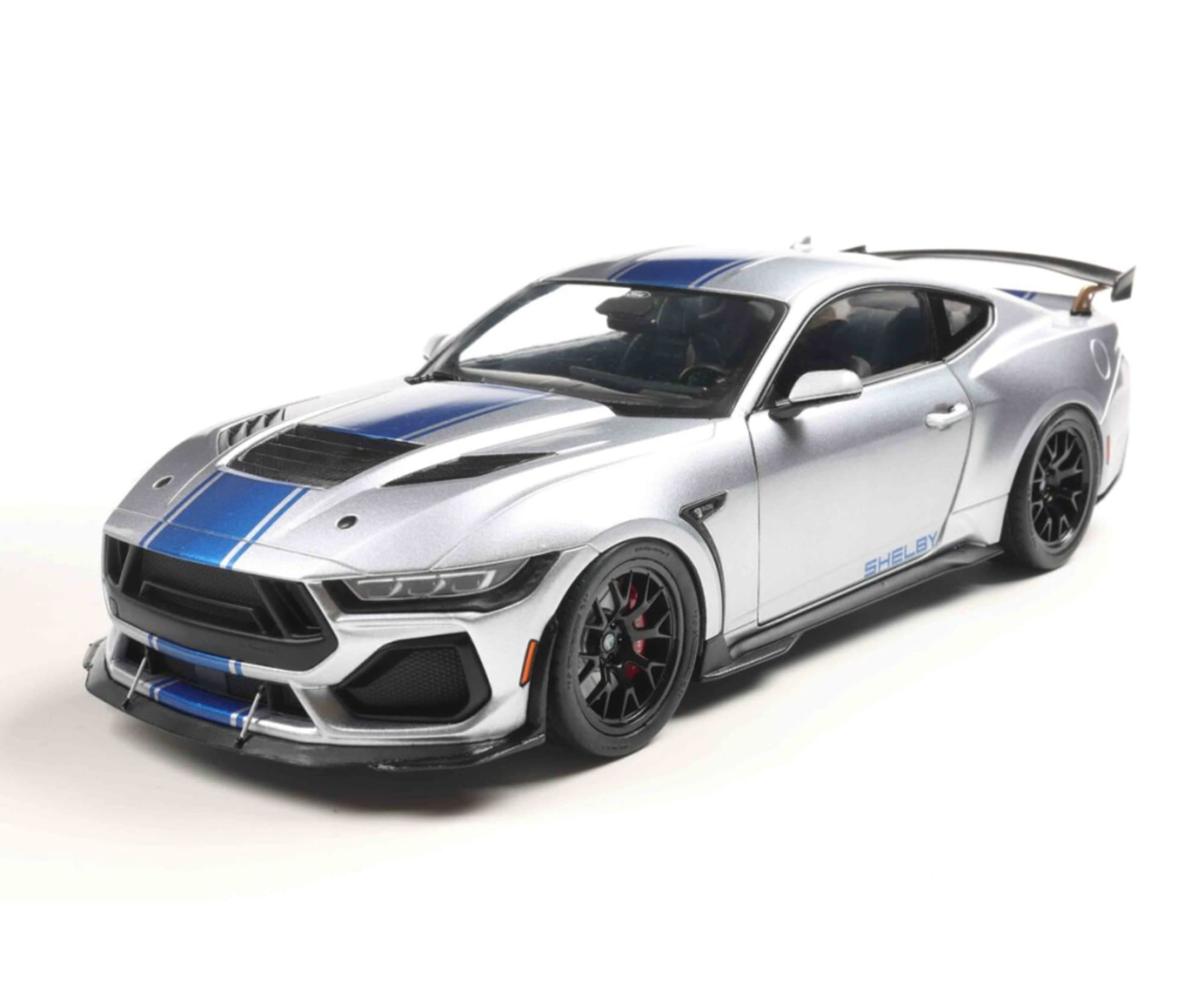Solido 1_18 Shelby Mustang Super Snake grau Standmodellauto
