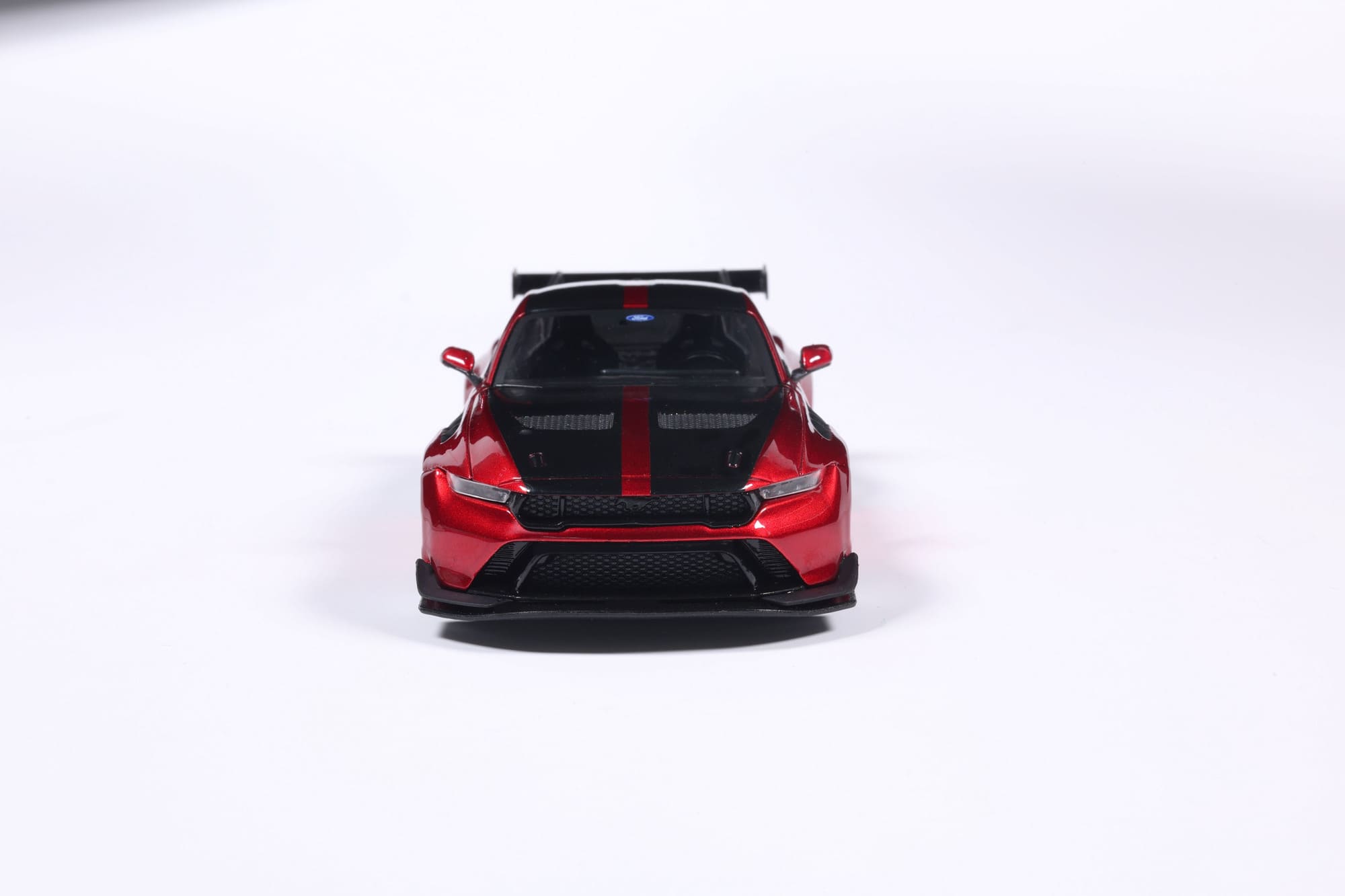 Solido 1_43 Ford Mustang GTD Molten Magenta rot