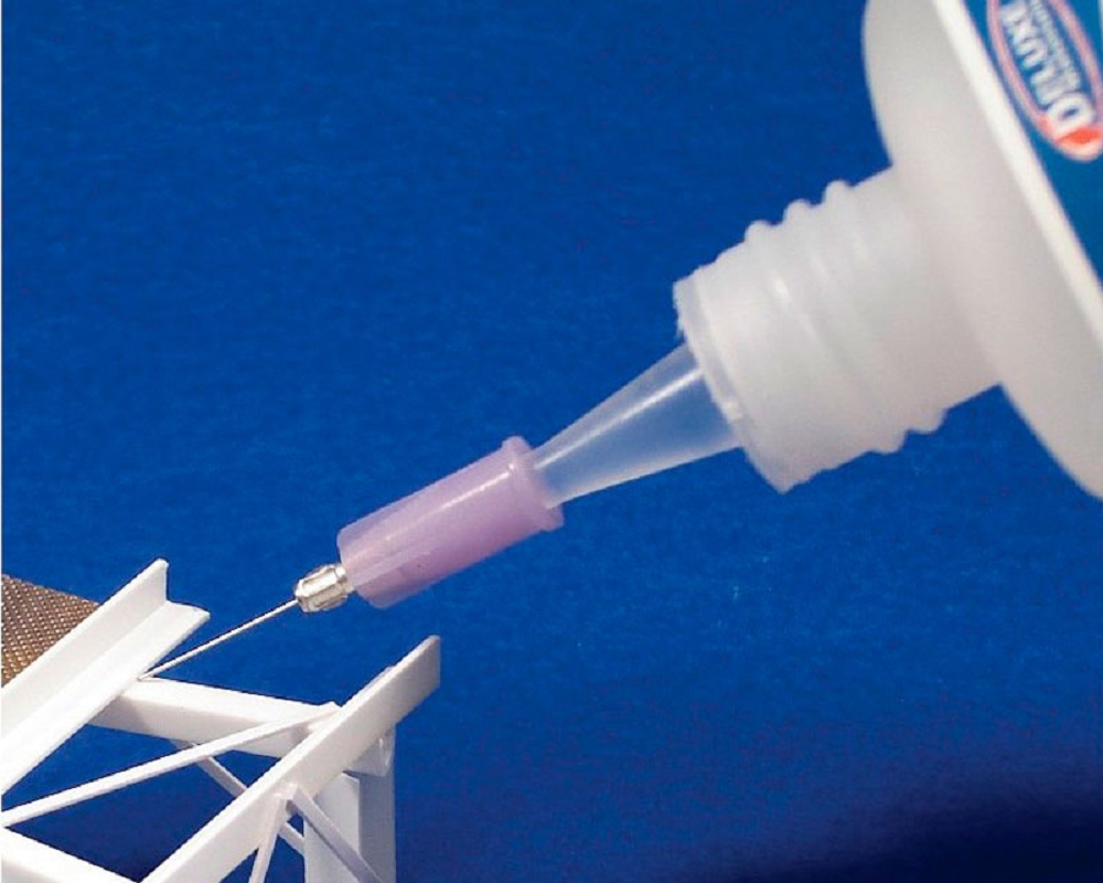 Krick Roket Plastic Klebstoff 30 ml - RC-Zubehoer
