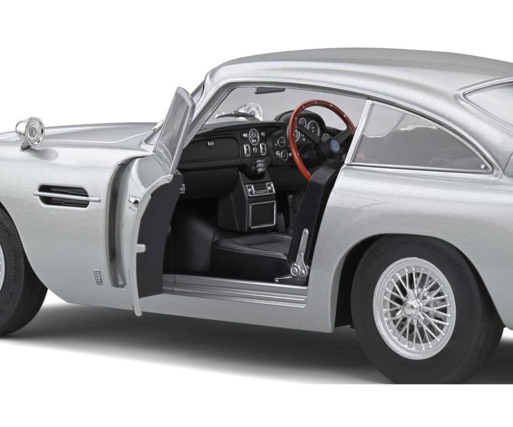 Solido 1:18 Aston Martin DB5 silber Modellauto