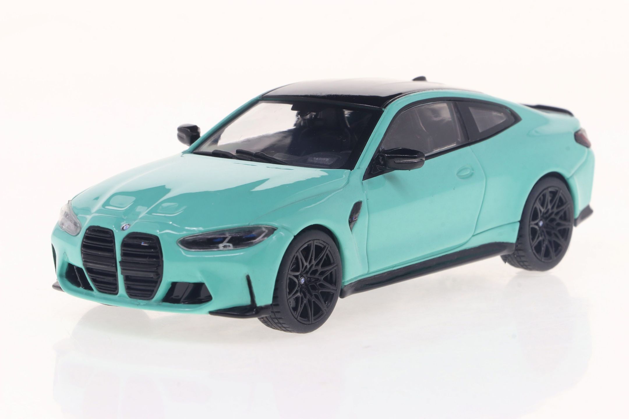 Solido 1_43 BMW G82 M4 Competition 2023 gruen - RC-Zubehoer