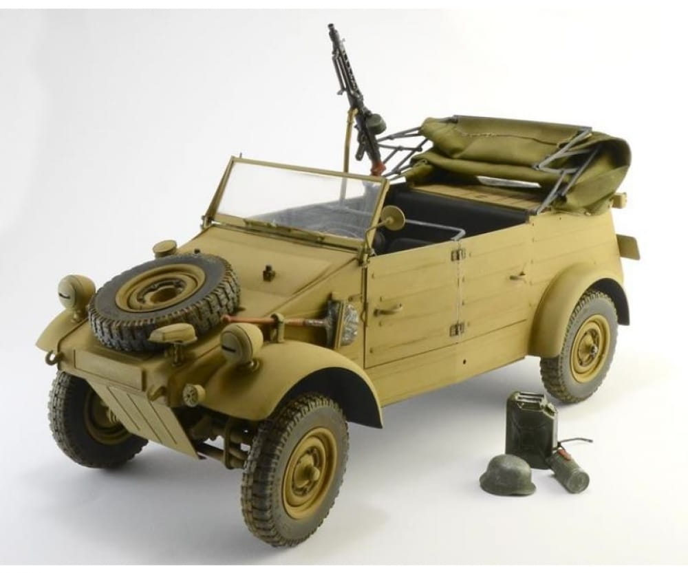 Italeri 1:9 KDF. 1 Typ 82 Kübelwagen Italeri 1:9 KDF. 1 Typ 82 Kübelwagen