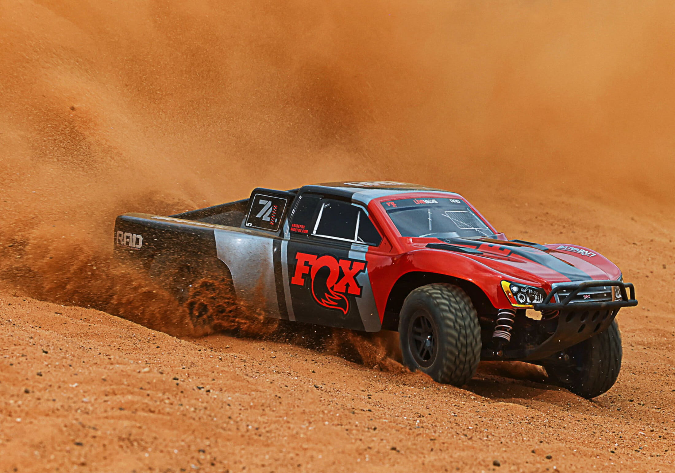 Traxxas Slash 4x4 BL-2s Brushless RTR FOX Short Course Truck