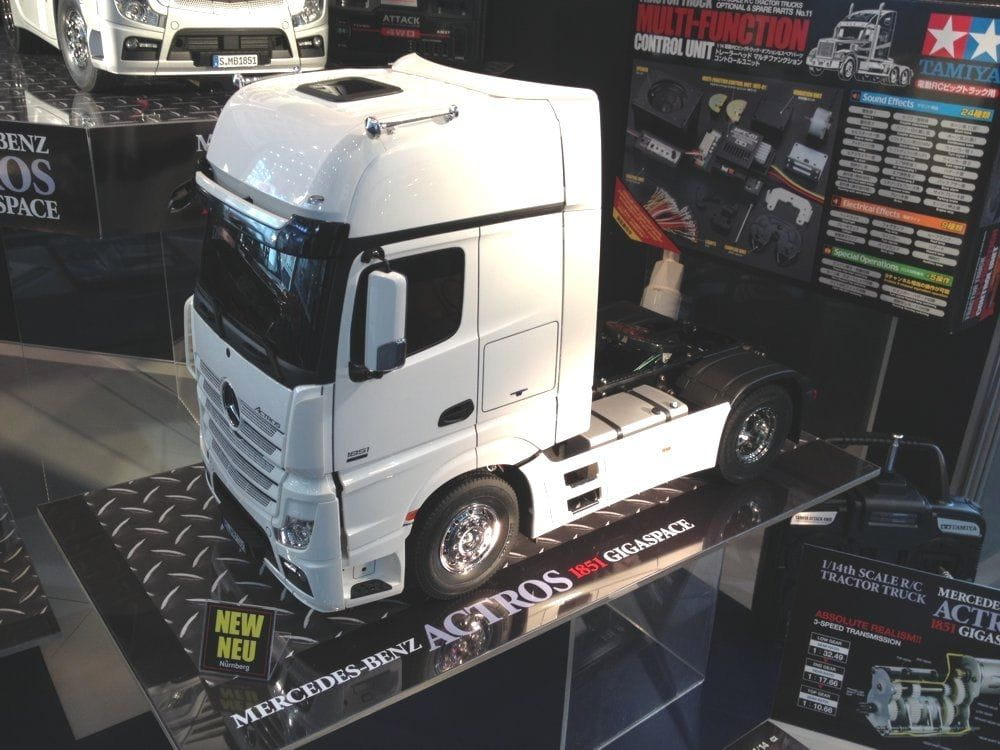 Tamiya Truck - LKW 1:14 RC Mercedes Benz Actros 1851 GigaSpace