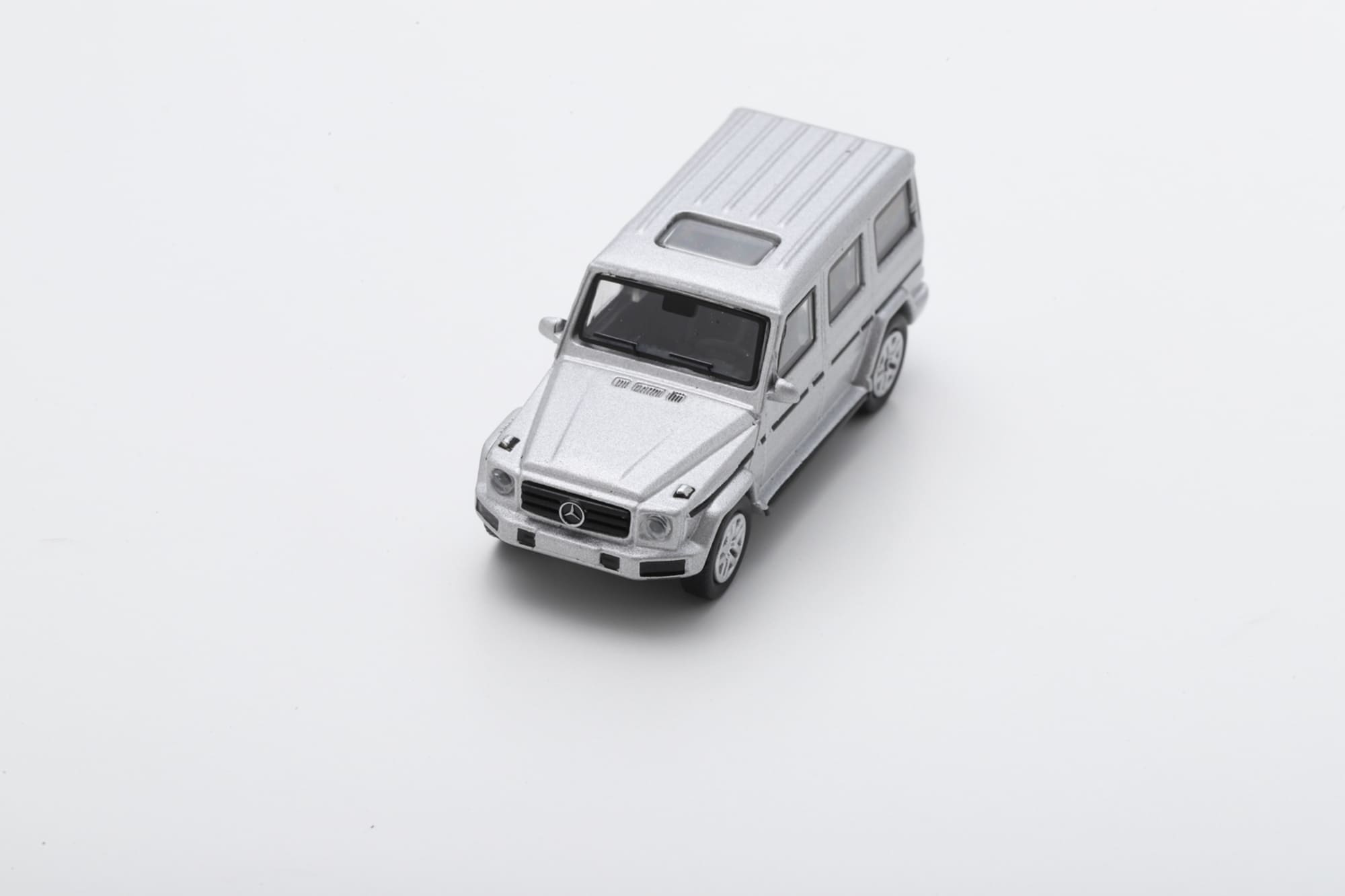 Schuco Mercedes-Benz G-Klasse W463 1_87 Sammlermodell