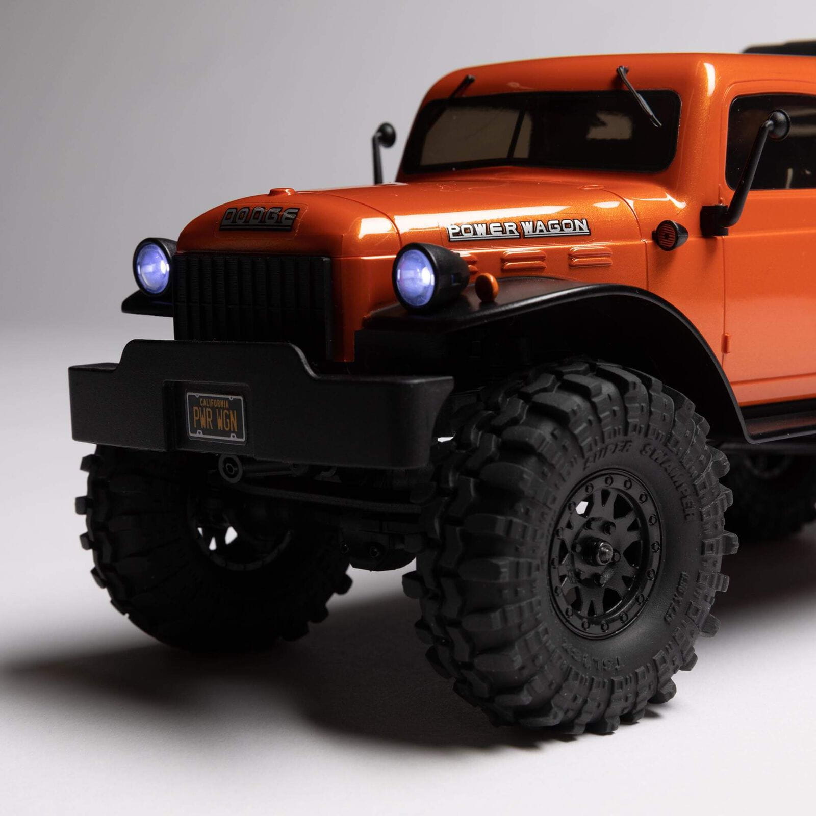Axial RC Rock Crawler SCX24 1940 Dodge Power Wagon Orange 1:24 4WD RTR Axial RC Rock Crawler SCX24 1940 Dodge Power Wagon Orange 1:24 4WD RTR