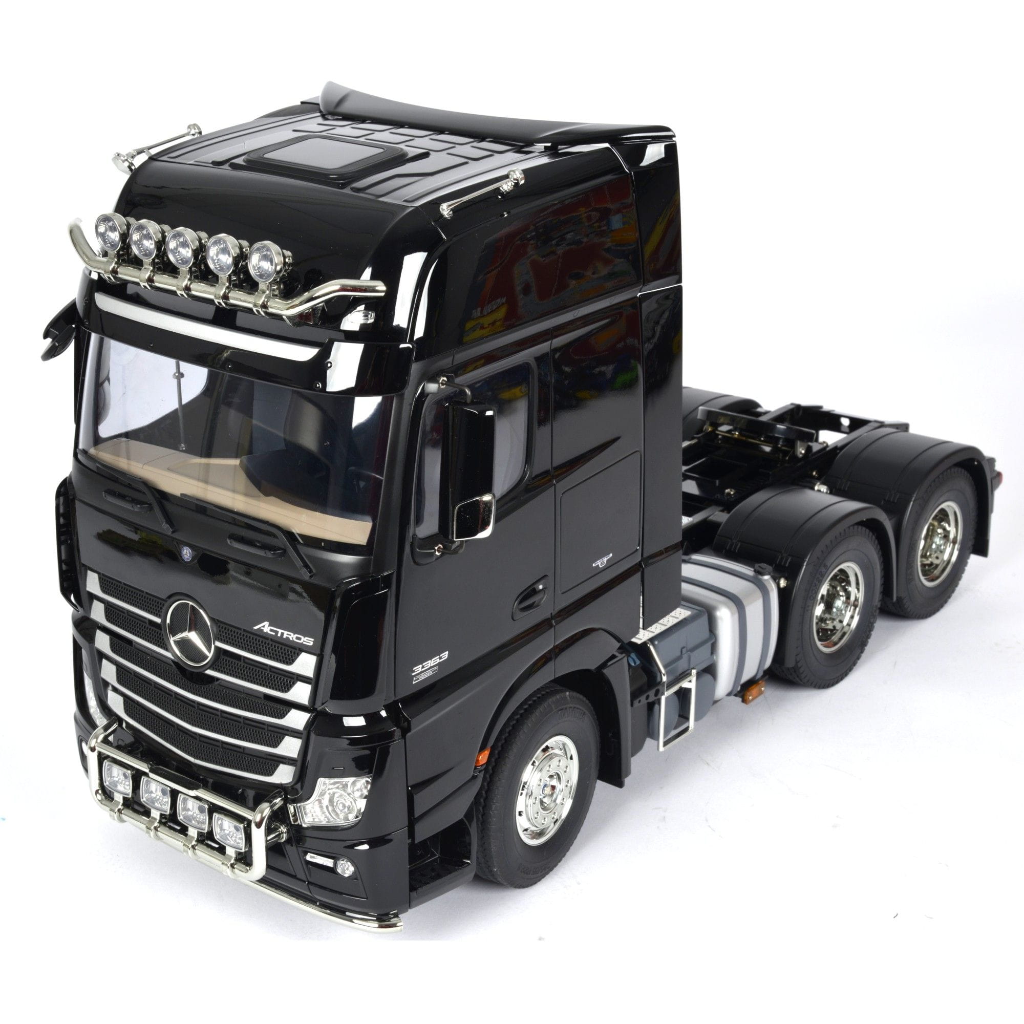 Tamiya RC Truck MB Actros 3363 6x4 GigaSpace 1:14 Bausatz