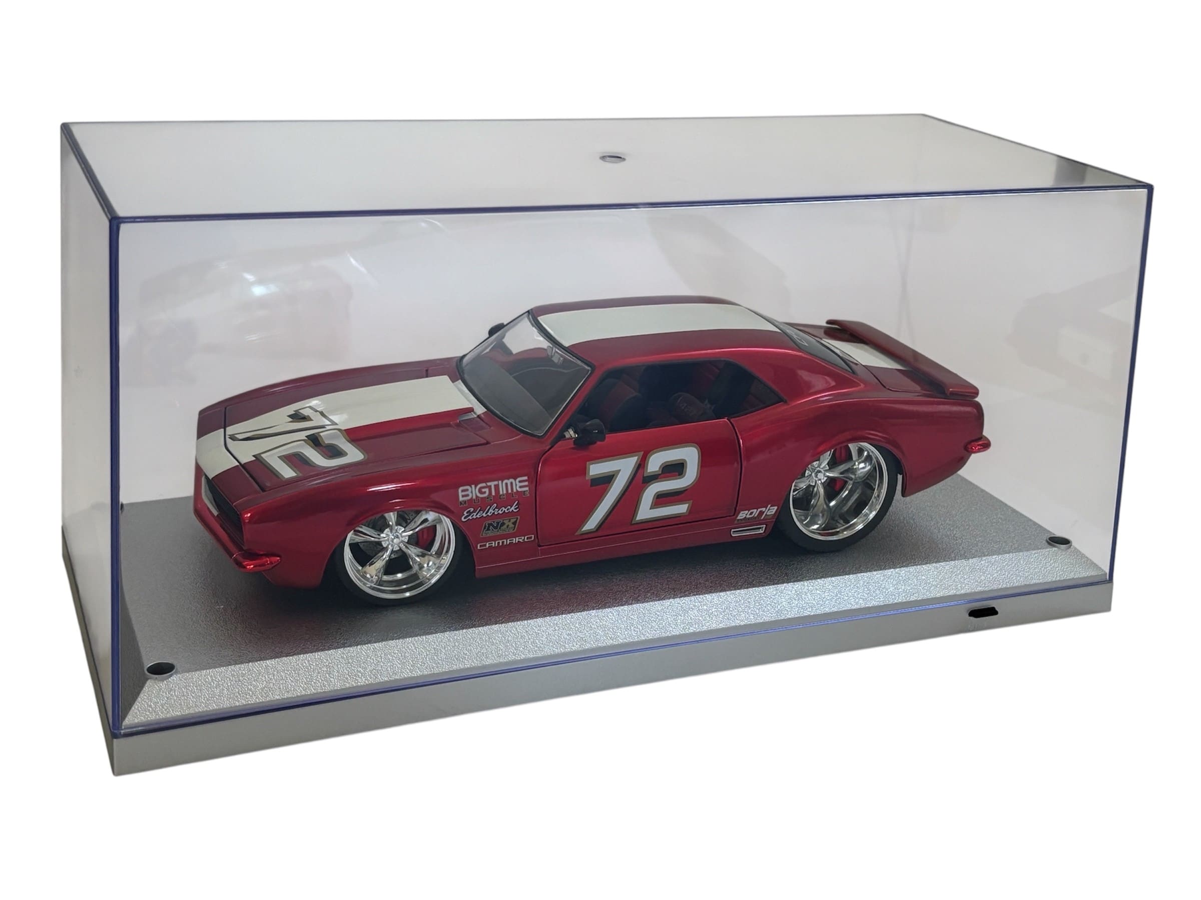 Triple9 LED Modellauto Vitrine 1_18 mit silberne Basis_