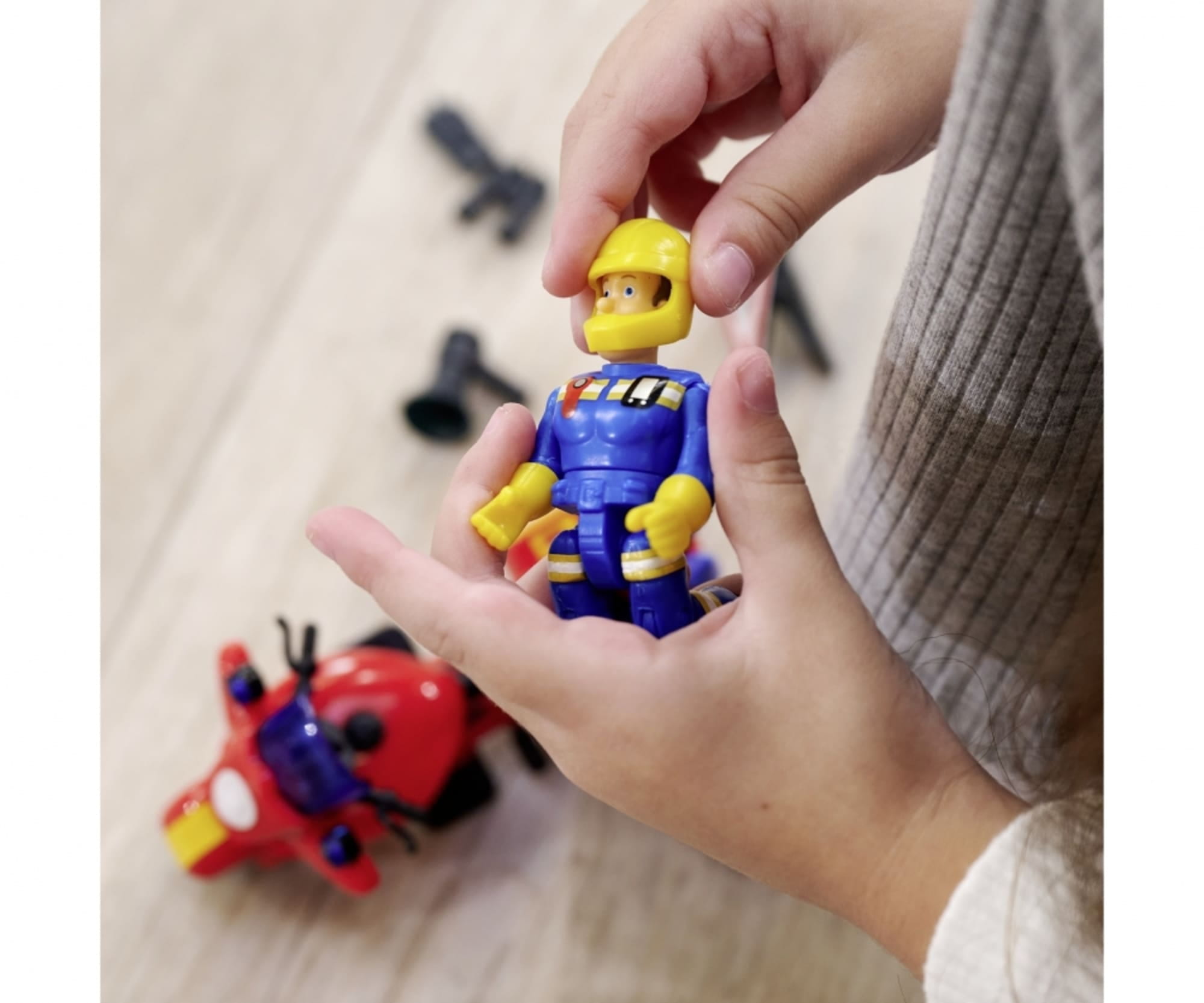 Simba Sam Feuerwehr Motorrad mit Figur - RC-Zubehoer