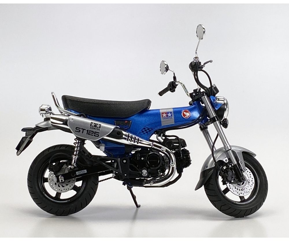 Tamiya 1_12 Honda Dax 125 Limited Edition Plastik Motorrad Modellbausatz - RC-Zubehoer