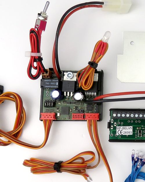 Wedico Elektrische Anlage ''MFL'' mit Regler fuer Zugmaschinen - RC-Zubehoer