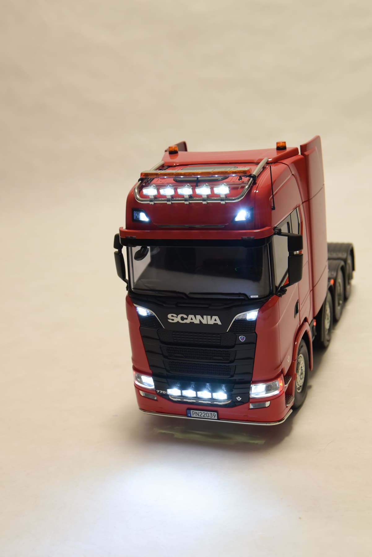 carson-tamiya-truck-scania-770s-positionsleuchten-set-komplett