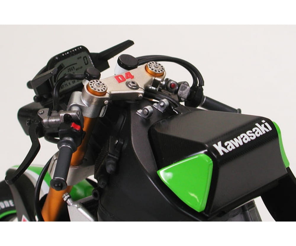 Tamiya Kawasaki Ninja ZX-RR #55 2006 Motorrad 1:12 Plastik Modellbau Bausatz