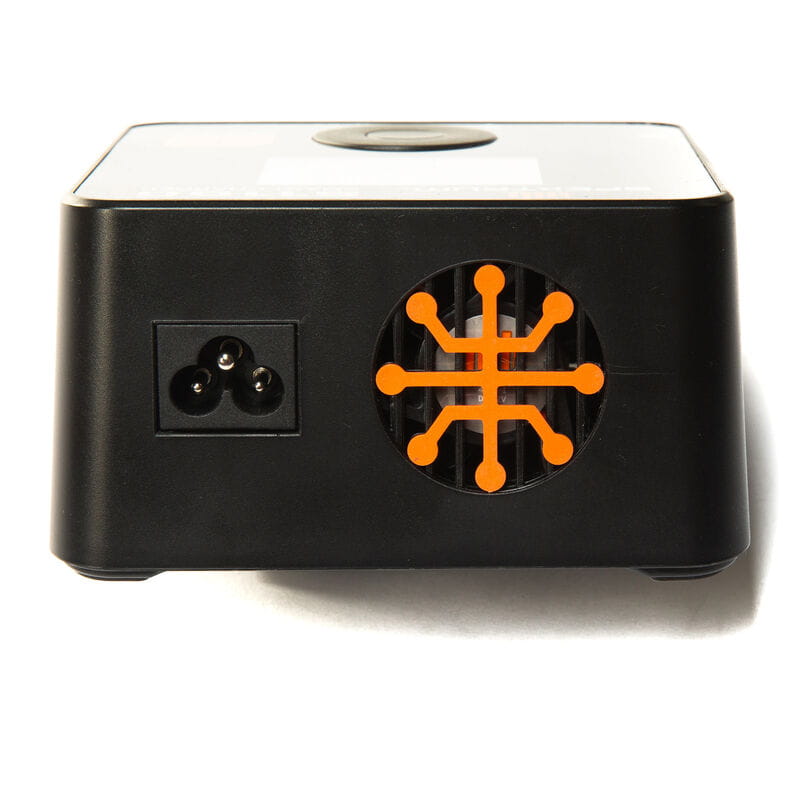 Spektrum S1100 AC Smart Charger 100W Ladegeraet_