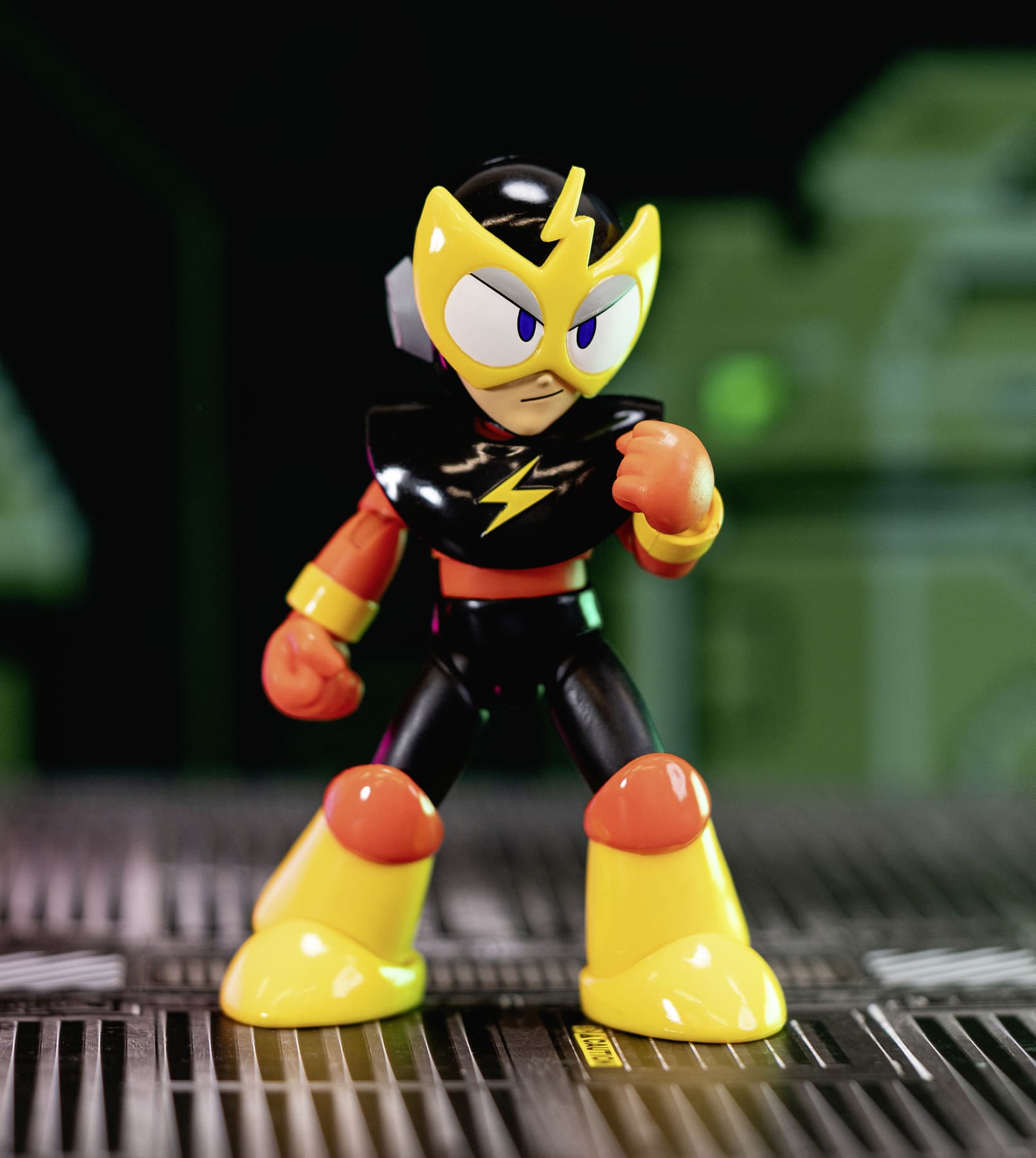Jada Mega Man Elec Man 4,5" Figure