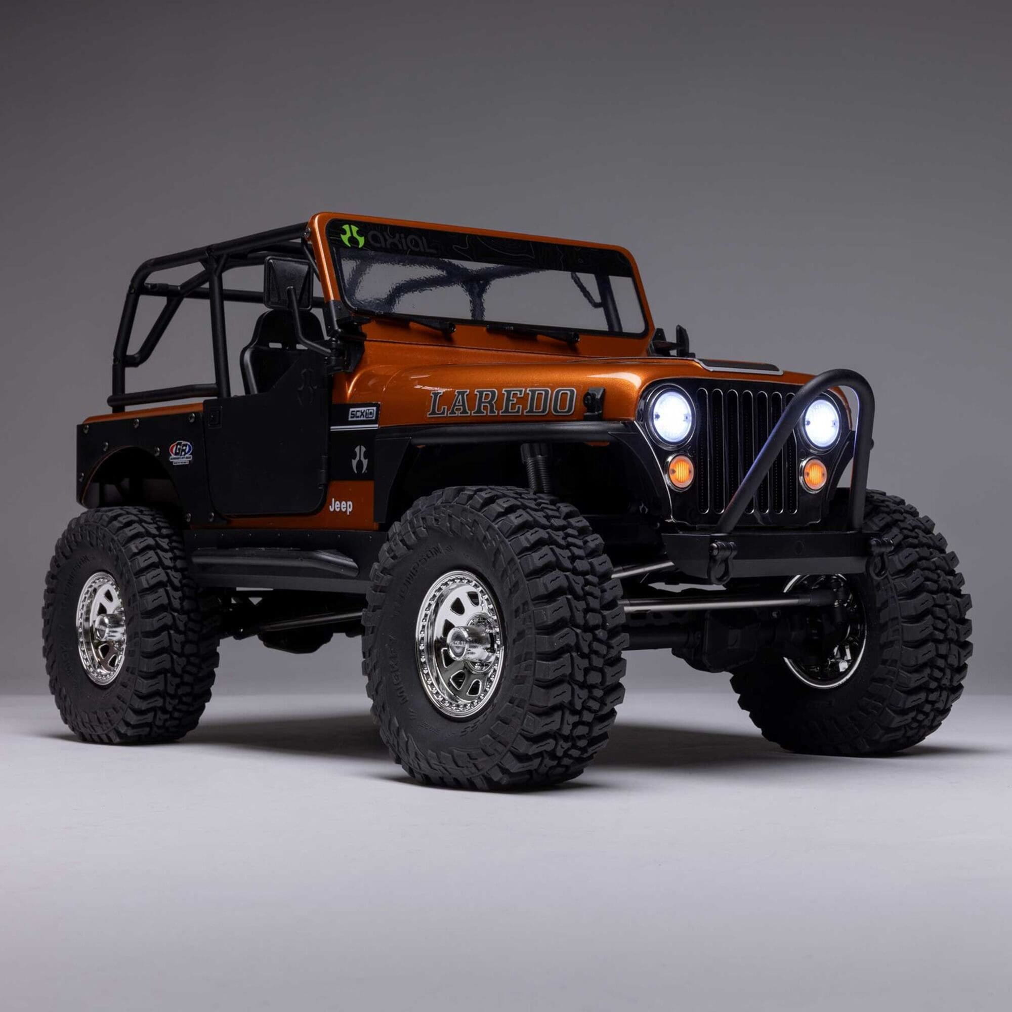 Axial SCX10 III Jeep CJ-7 Rock Crawler RTR kupfer