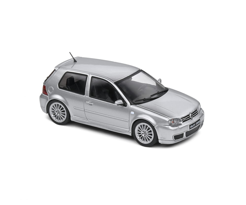Solido 1_43 VW Golf R32 2003 silb Modellauto - RC-Zubehoer