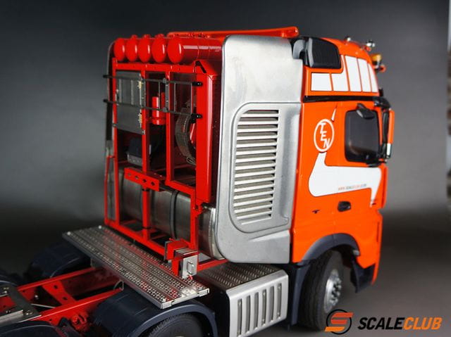 ScaleClub 1:14 Seitenverkleidung SLT FH Actros Edelstahl