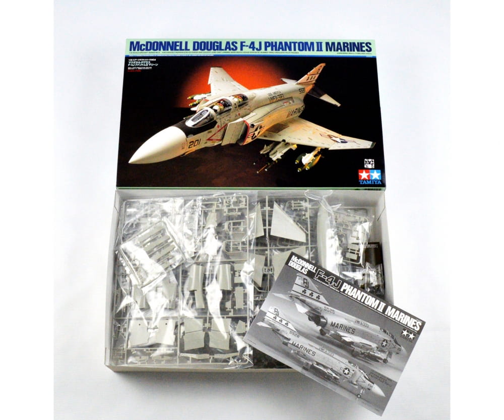 Tamiya 1:32 Mc Donnell Douglas F-4J Phantom II
