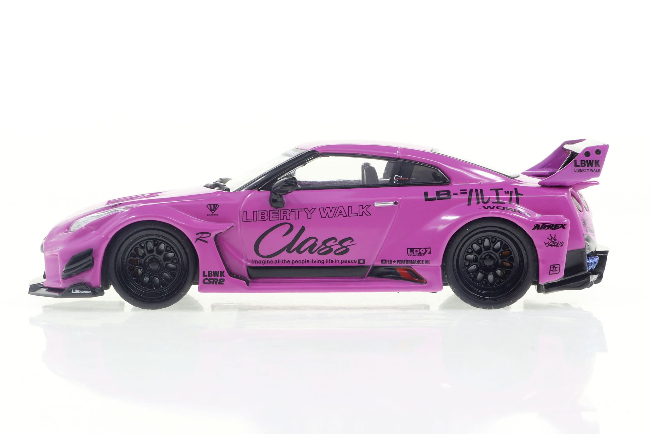 solido-1-43-nissan-gtr35-2019-pink