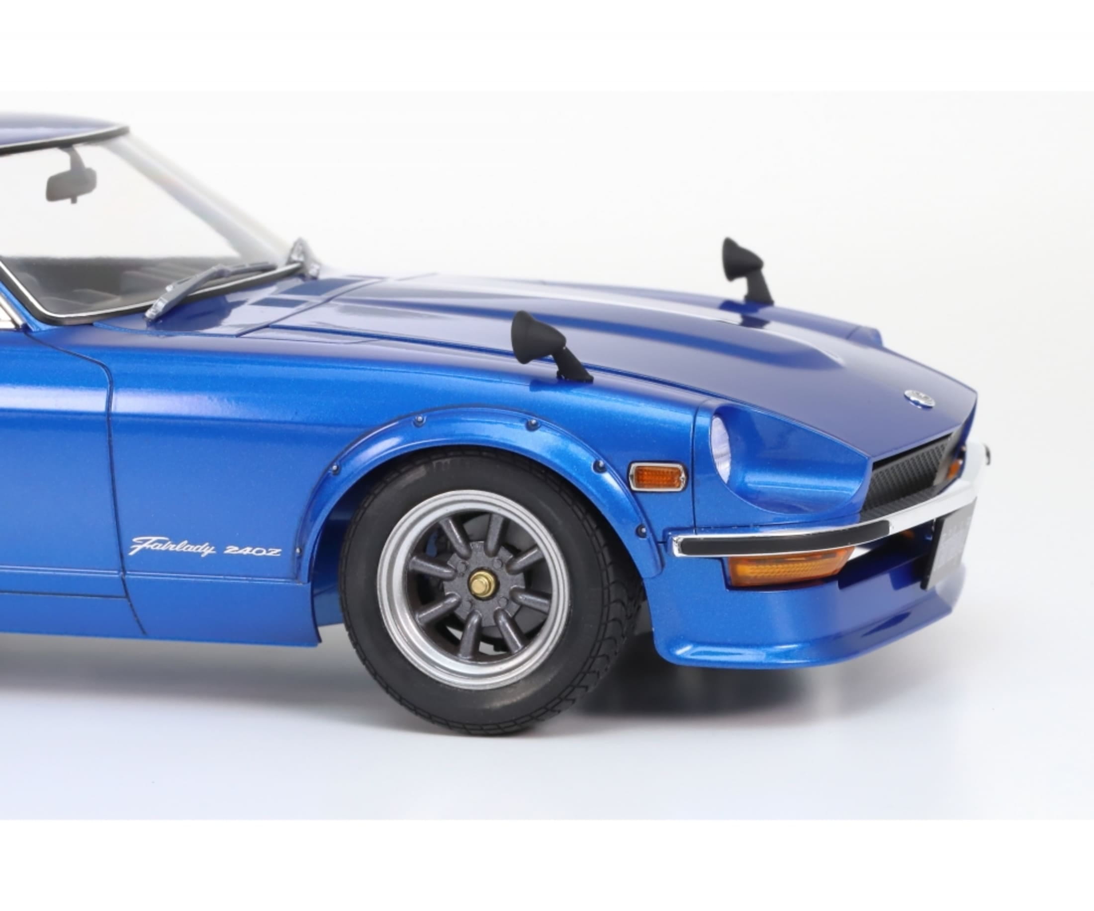 tamiya-1-24-nissan-fairlady-240z-street-custom-plastik-modellbausatz