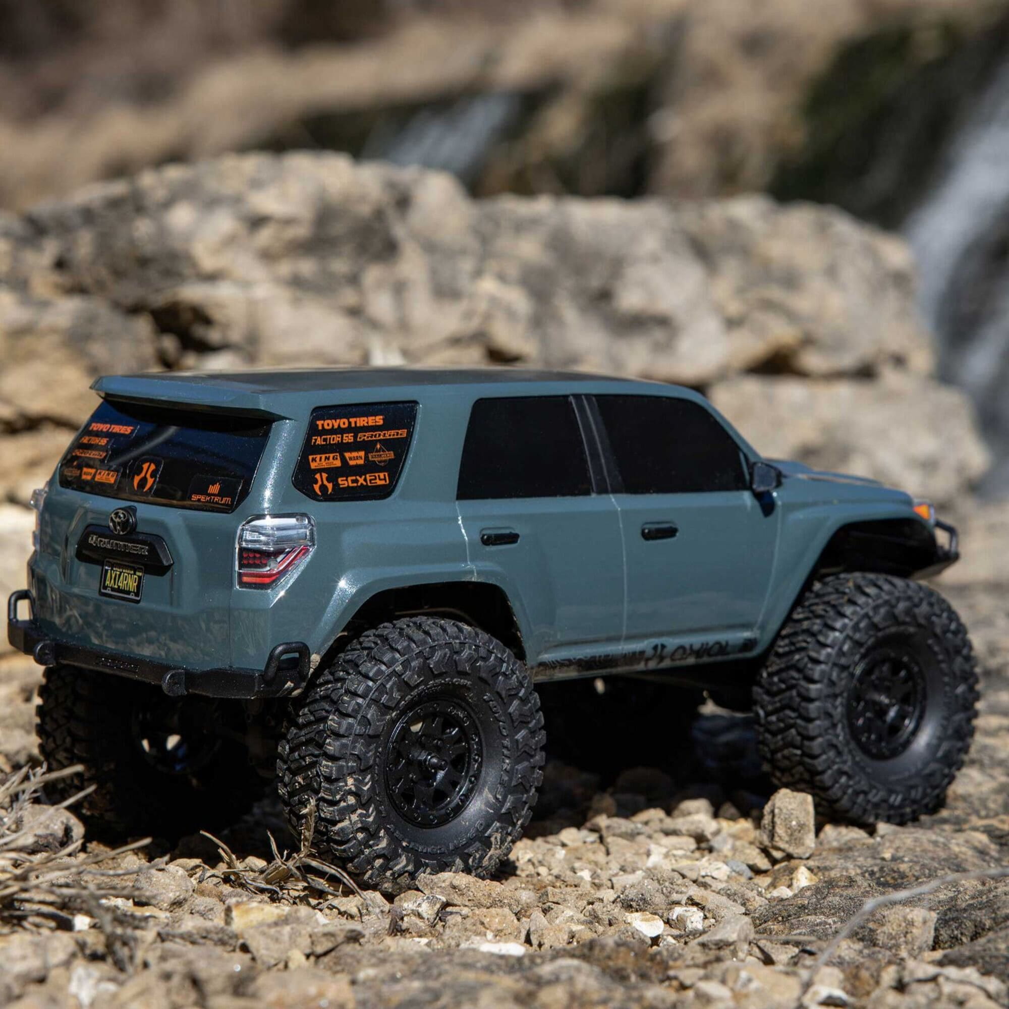 Axial SCX24 Toyota 4Runner 1_24 RTR RC Rock Crawler grau
