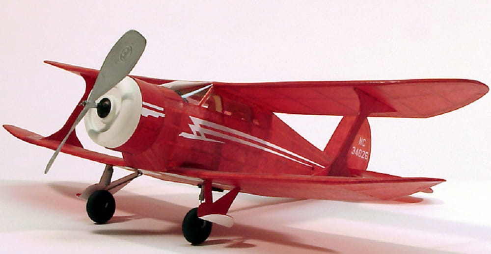 Dumas Aircraft Staggerwing Doppeldecker Balsabausatz
