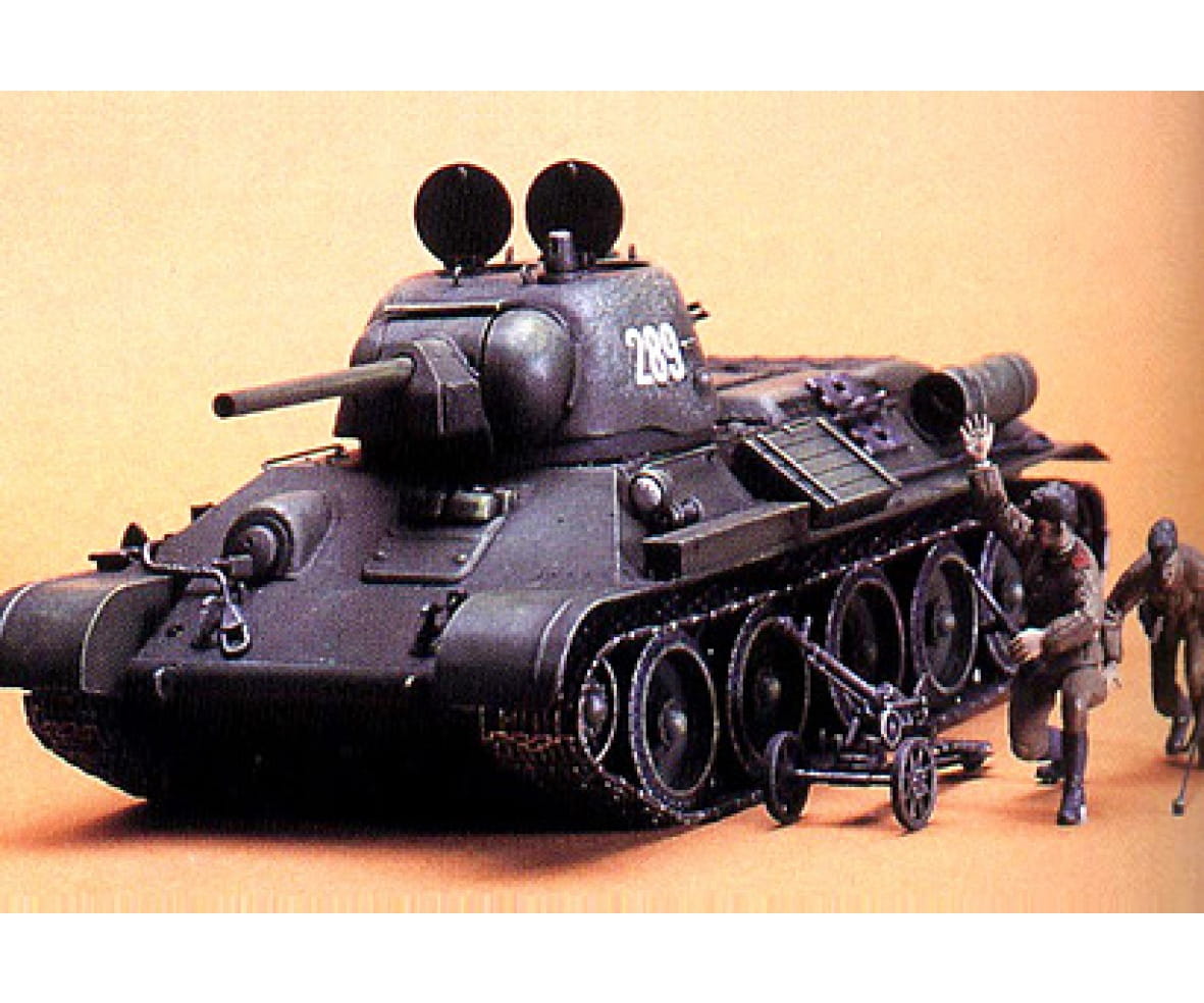 Tamiya WWII Russischer Kampf Panzer T34 /76 ChTZ V.43 1:35 Plastik Modellbau Militär Bausatz