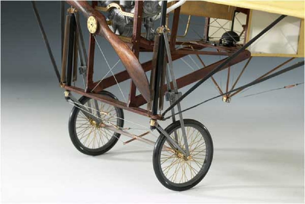 Amati Flugzeug Bleriot XI 1909 Historisches Flugmodell 1:10 Baukasten Amati Flugzeug Bleriot XI 1909 Historisches Flugmodell 1:10 Baukasten