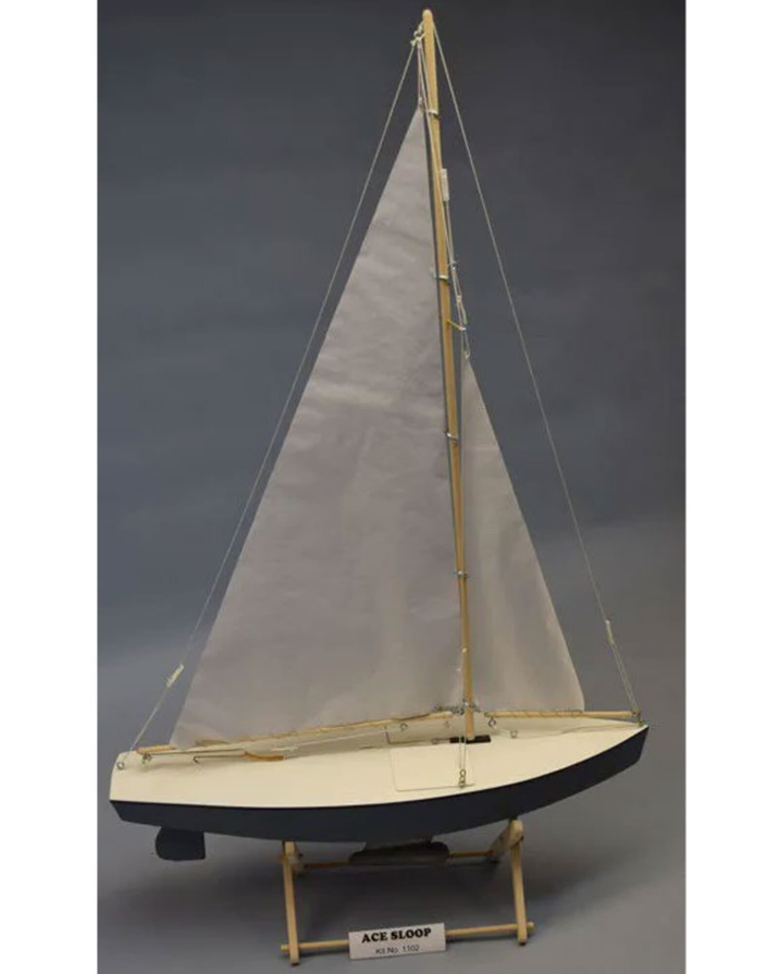 Modellbausatz - Ace Sloop Segelboot schwimmfaehig Bausatz