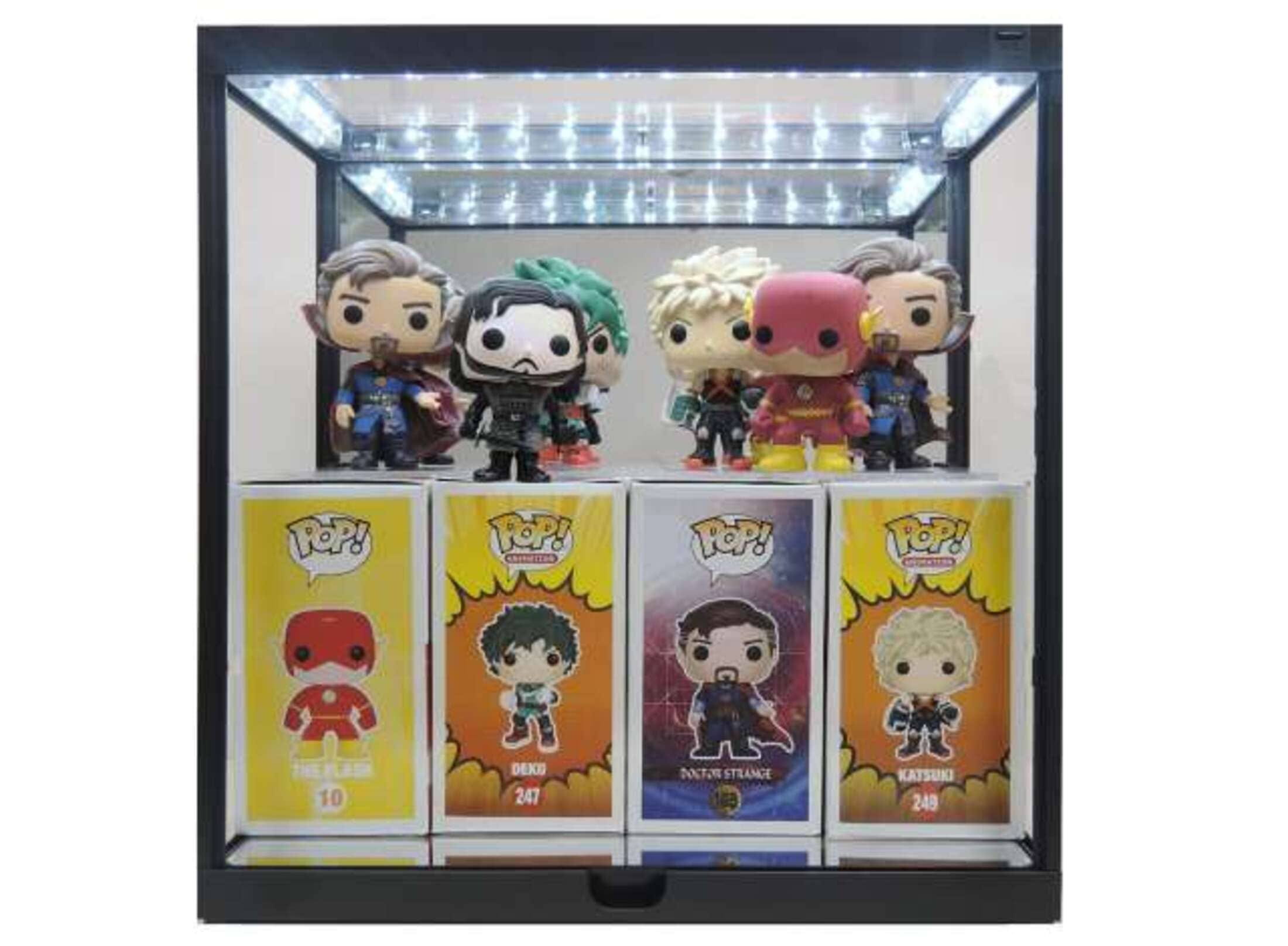 Modellauto Vitrine 1-6 LED Beleuchtet mit Spiegel modellauto-vitrine-1-6-led-beleuchtet-mit-usb-und-spiegel-an-der-rueckwand