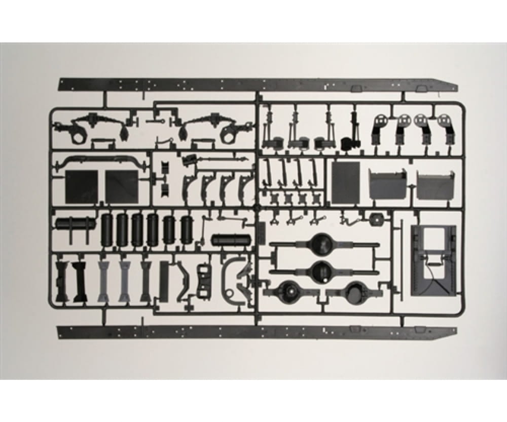 Italeri 1:24 Peterbilt 378 "Long Hauler" Truck Plastik Modellbau Bausatz