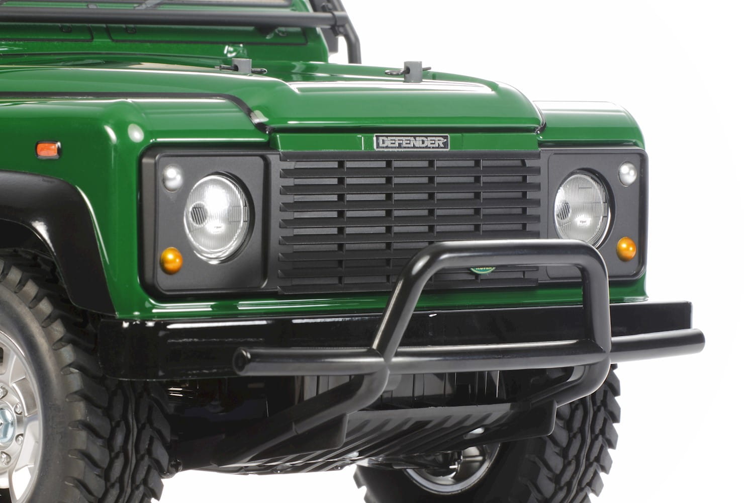 Tamiya RC Land Rover Defender mit Licht 1:10 2,4Ghz Komplett Set