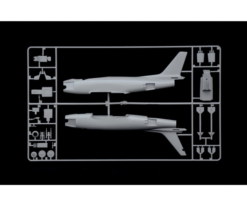 Italeri 1:48 F-86E Sabre