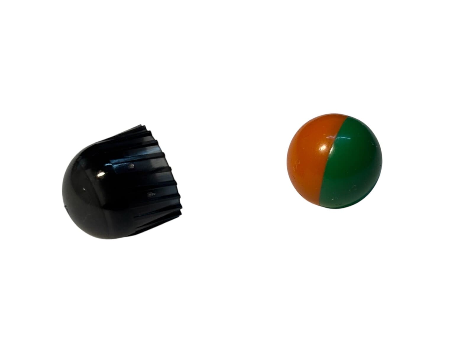 MagFed Paintball Projektil im Vergleich zu klassischen Paintball Kugeln