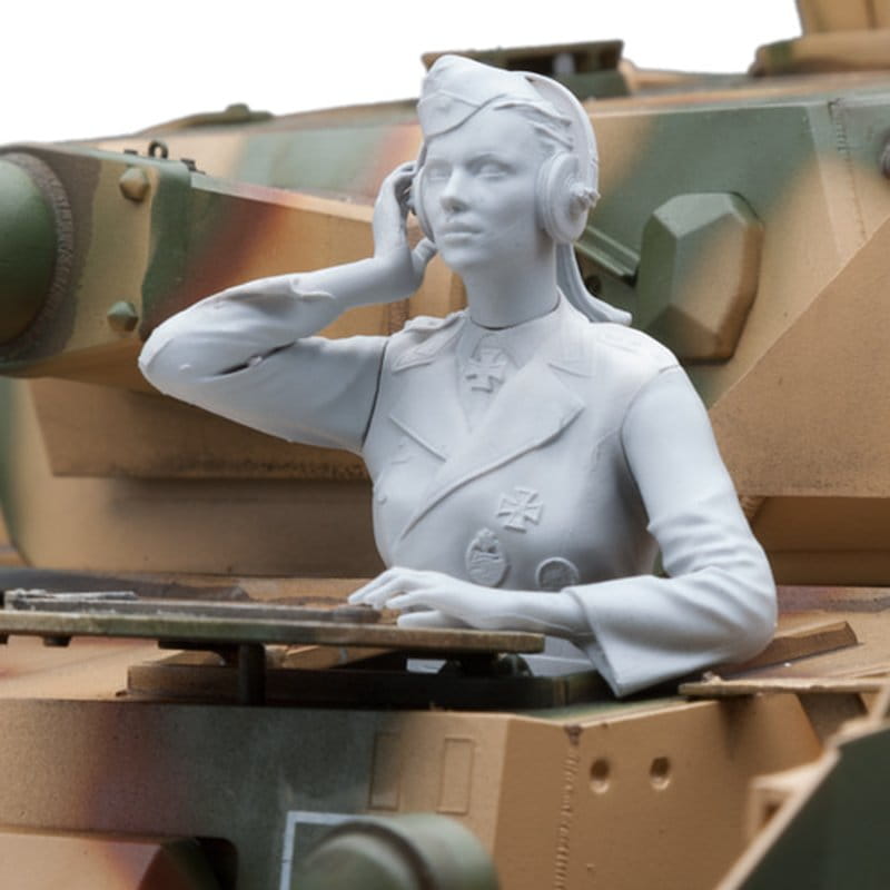 Torro 1_16 Figurenbausatz Pz IV Fahrerin - RC-Zubehoer
