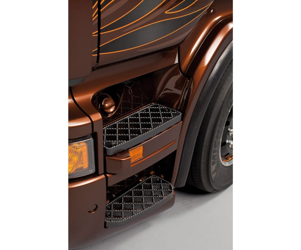 Italeri 1:24 Scania R730 V8 Black Amber Truck Plastik Modellbau Bausatz