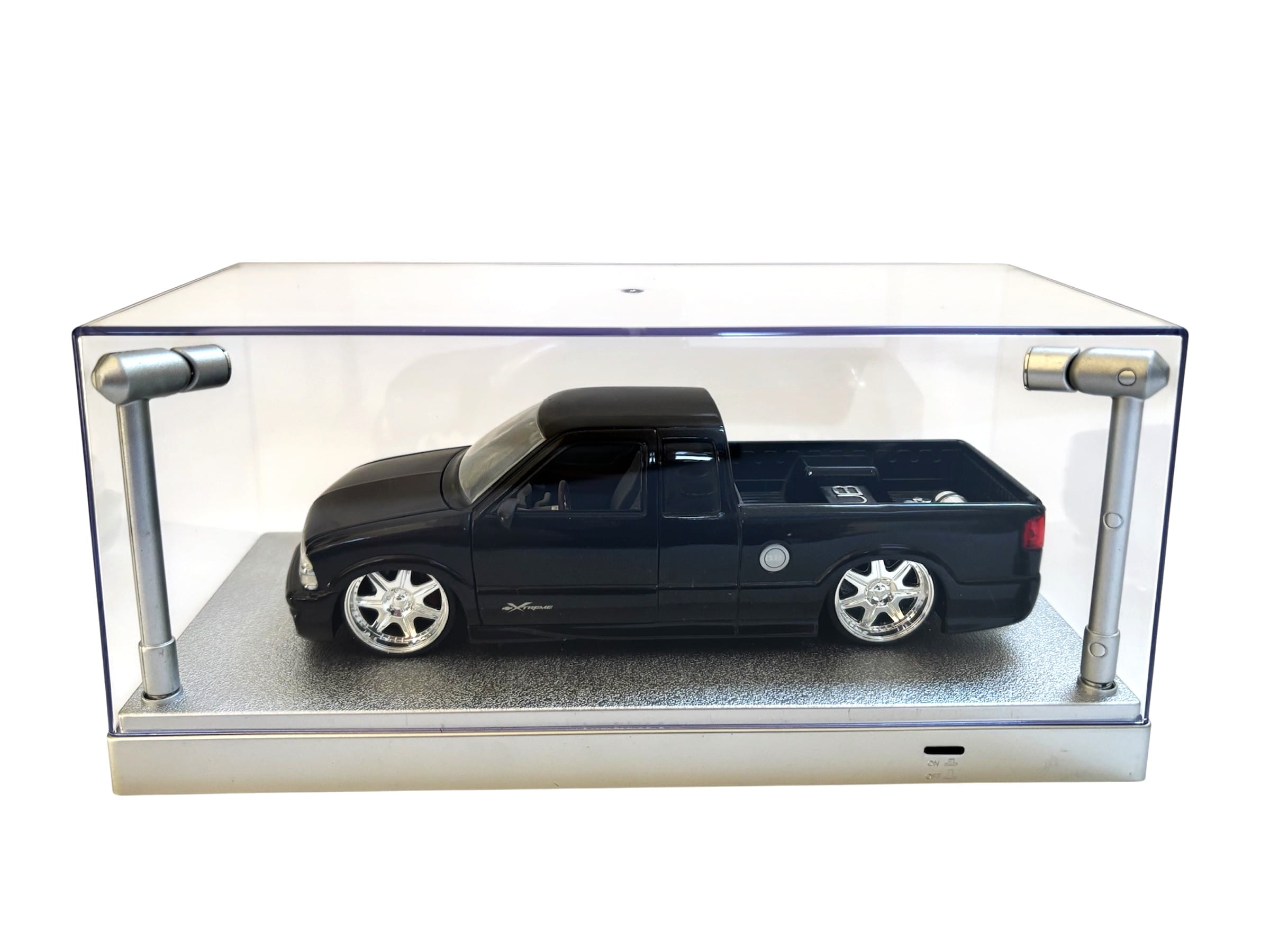 Triple9 LED-Vitrine fuer Modellautos 1_43_1_64 Schwarz mit Beleuchtung_