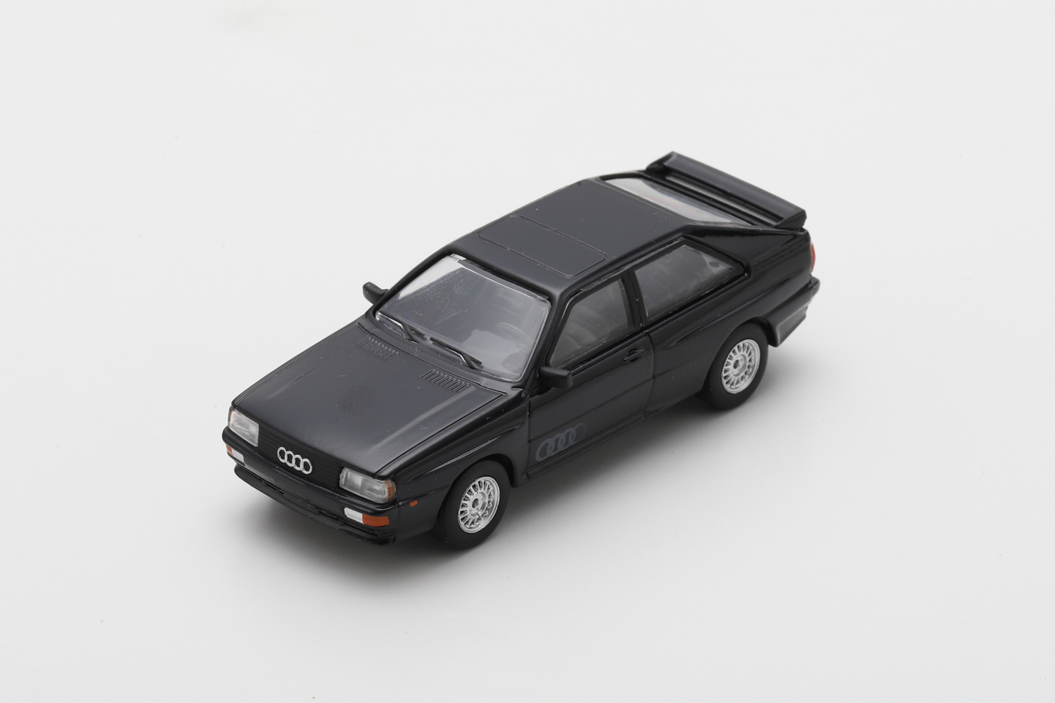 Schuco 1_64 Audi quattro schwarz Standmodell