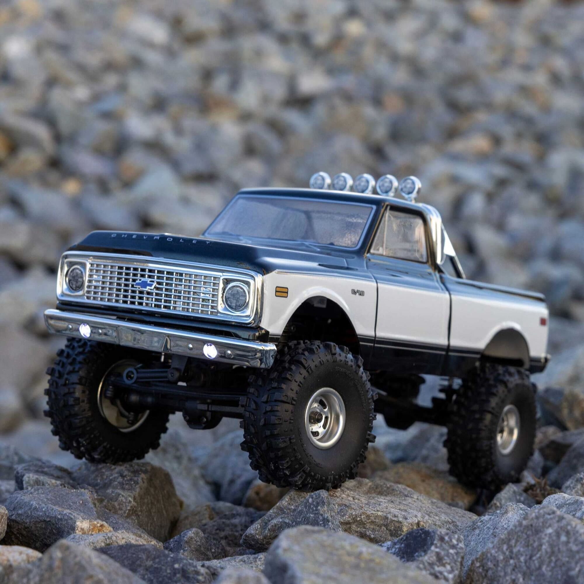 Axial SCX24 Chevrolet C10 Schwarz 1_24 4WD RC Crawler RTR