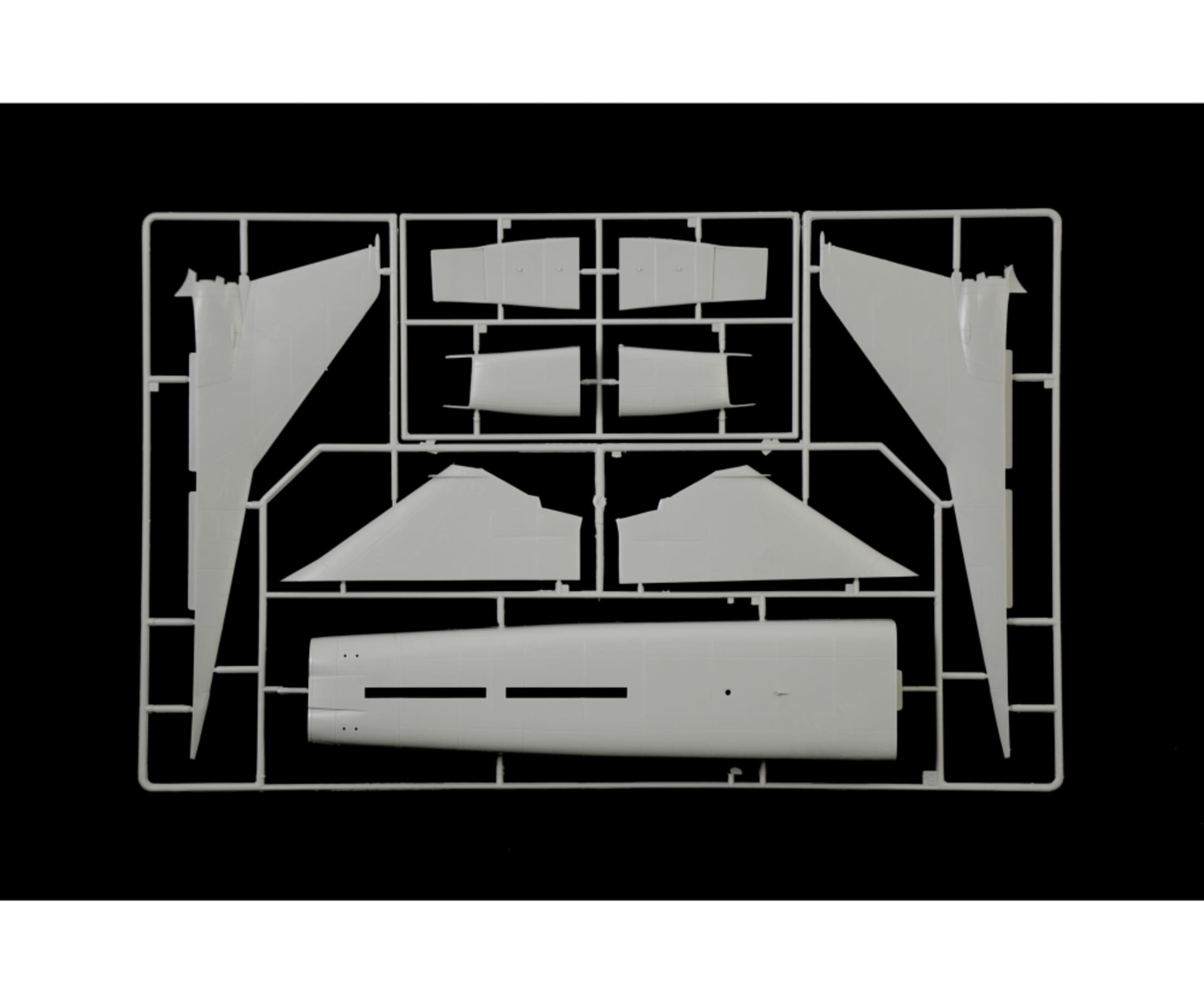 italeri-1-72-tu-22m2-backfire-b-plastik-modellbausatz