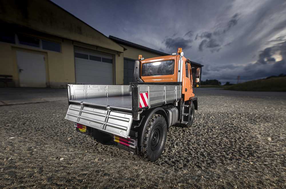 Carson RC Unimog U 300 1:12 RTR 2,4 GHz mit LED, Sound & 60 Min. Fahrzeit Carson RC Unimog U 300 1:12 RTR 2,4 GHz mit LED, Sound & 60 Min. Fahrzeit