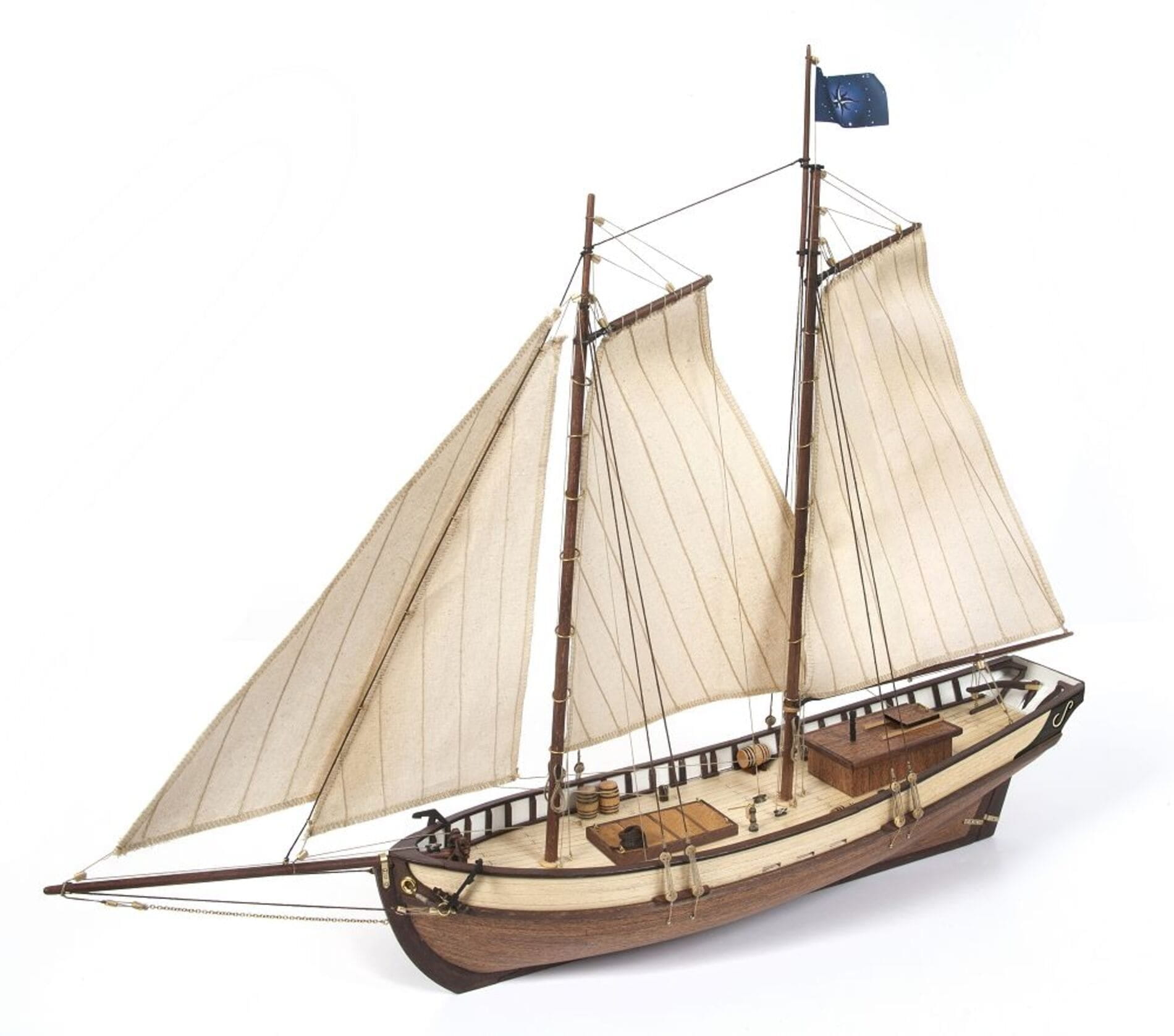 OcCre Polaris Standmodellbausatz 1_50 mit Segeln