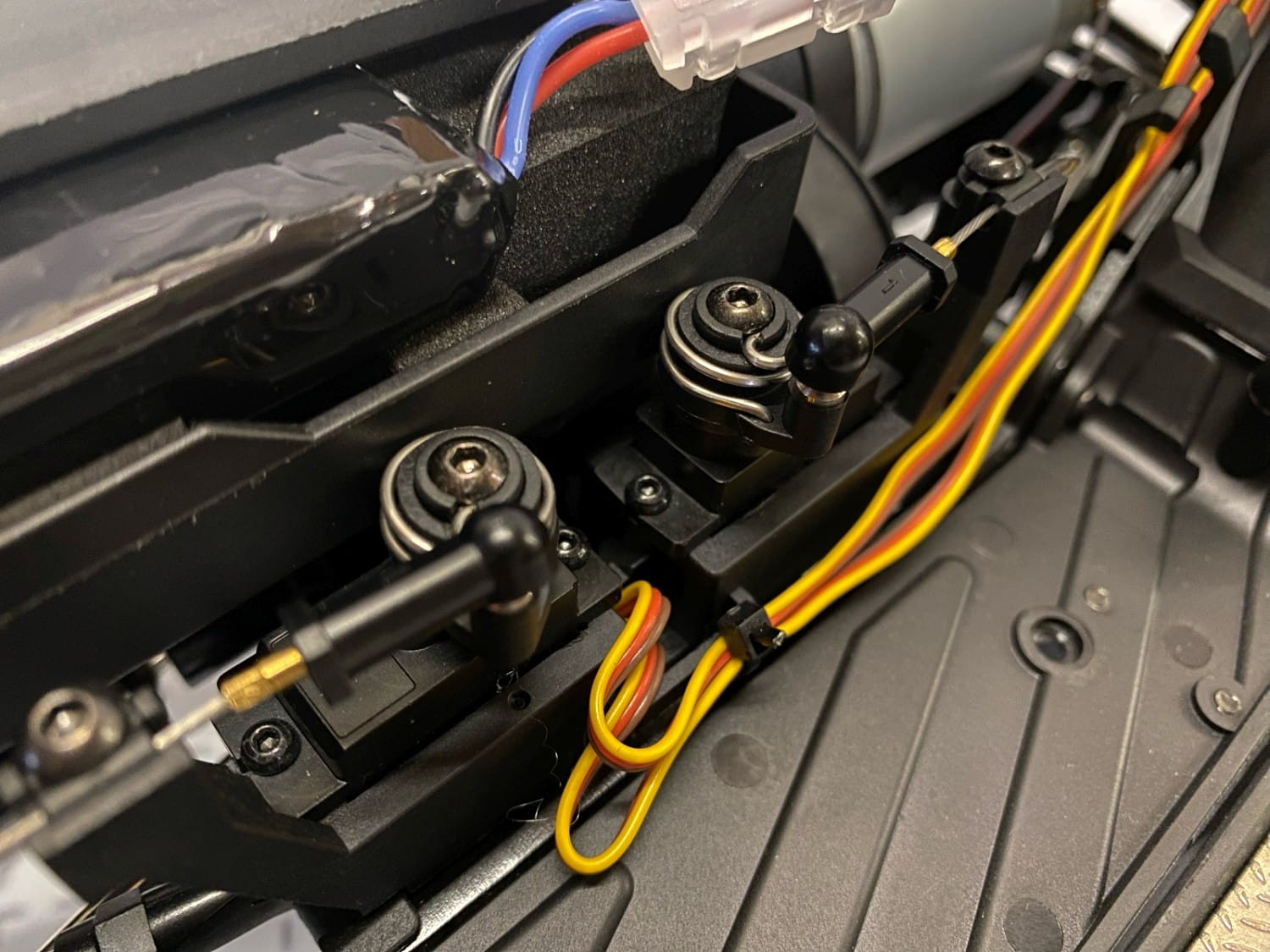 DF Models DF-4S Pro Crawler 1_10 RTR Gelb DF Models DF-4S Pro Crawler 1_10 RTR Gelb Offroad