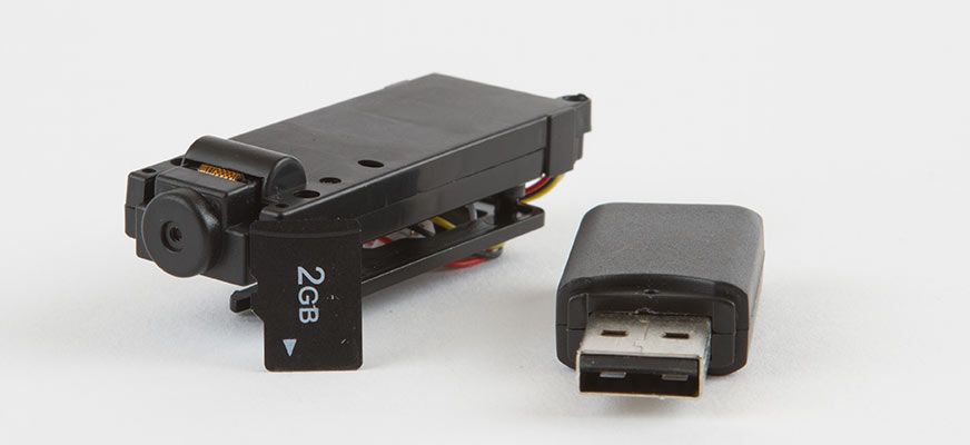 Robitronic Camera _Video_Still_ w_2GB MicroSD Memory Card and USB Card - RC-Zubehoer