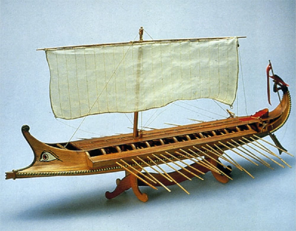 Modellbausatz der griechischen Bireme aus 480 v_ Chr._ inklusive lasergeschnittenem Kiel und Spanten