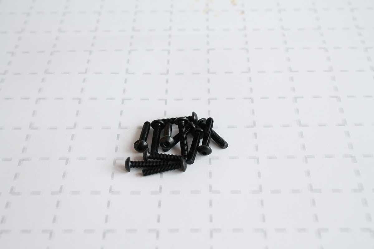 Drive & Fly Models Linsenkopfschrauben HM4x20 (12)